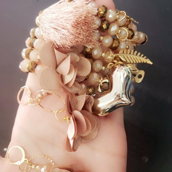 Gold Plate weekly - Picture 2 of 2